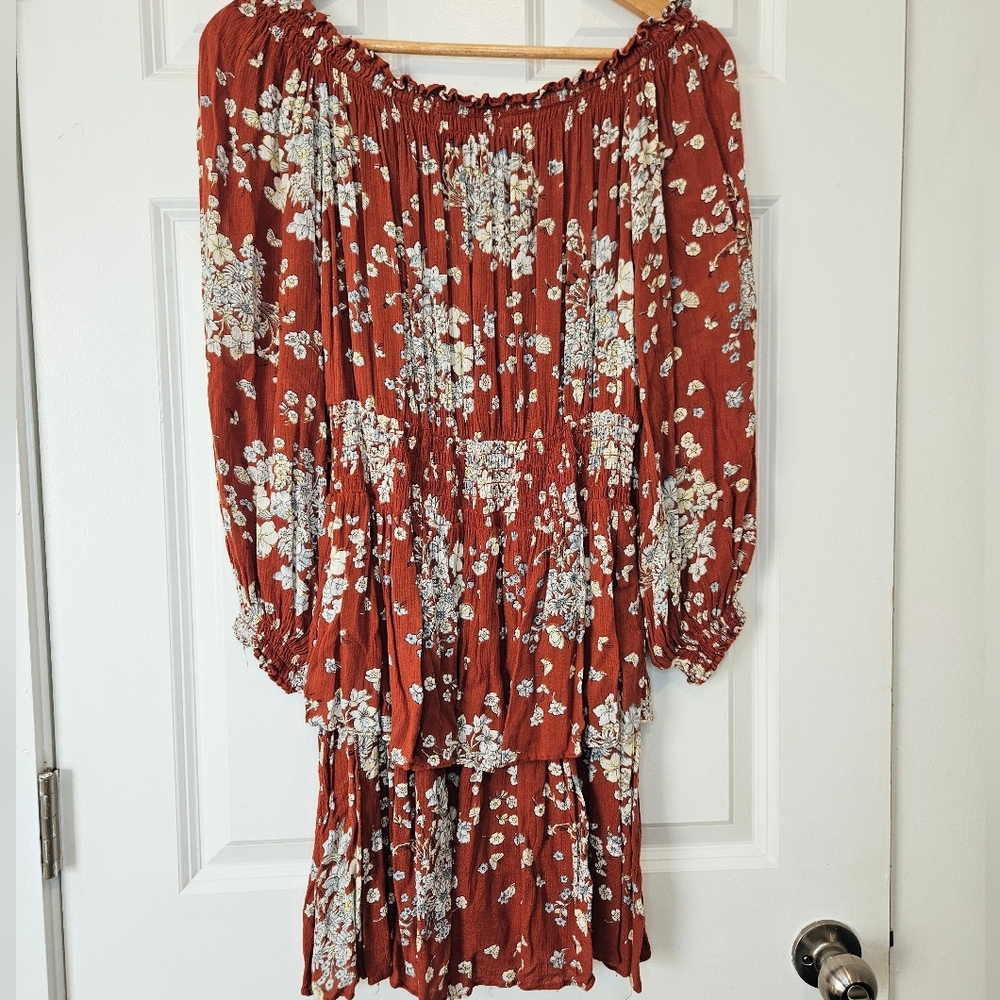Urban Outfitters Off The Shoulder Tiered Ruffle Floral Boho Dress S - Picture 6 of 6